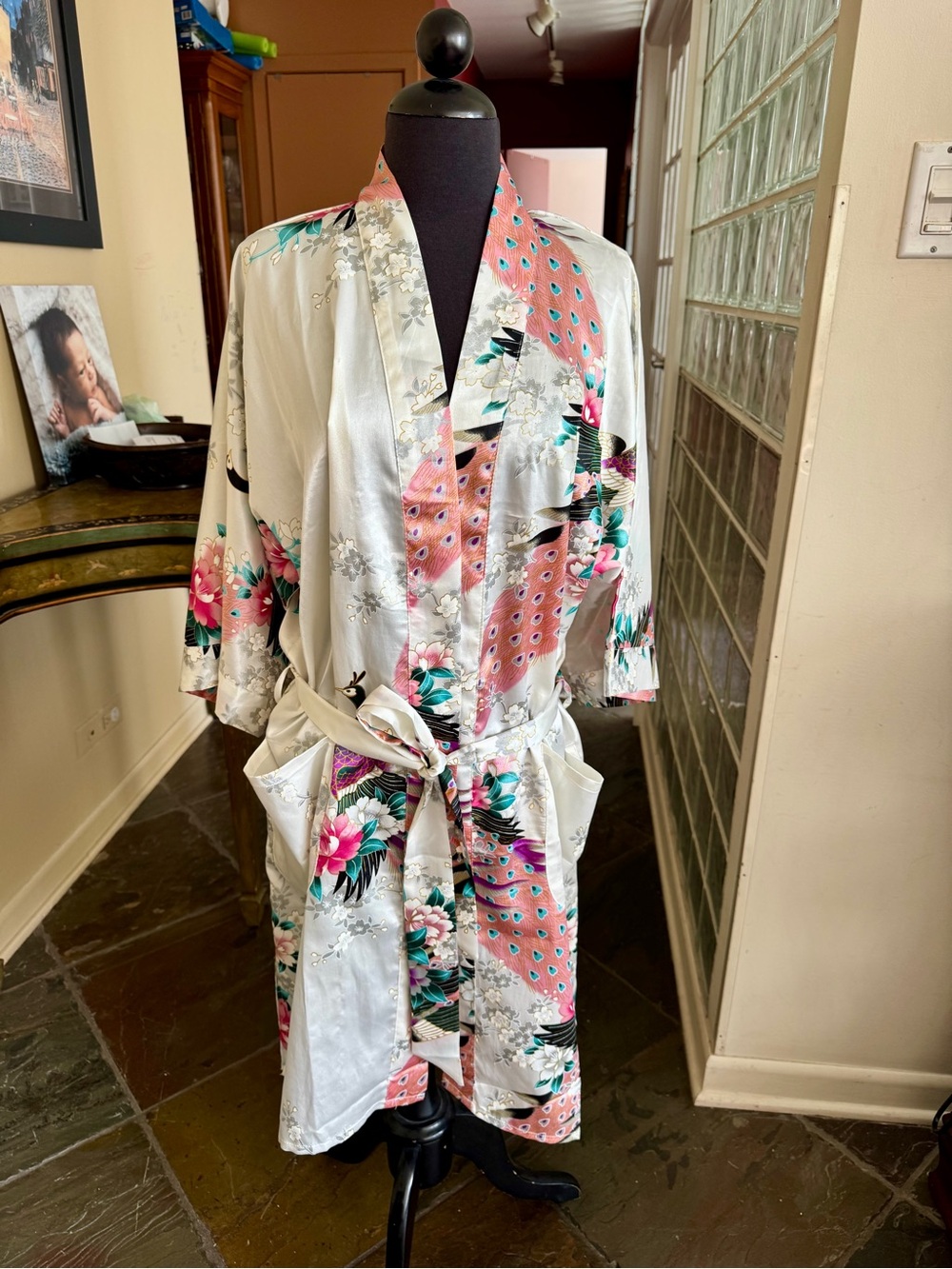 Vintage Satin Floral Kimono Robe with Peacock Motif - White & Coral